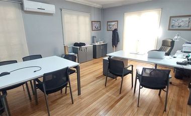 Oficina en Arriendo en Campos de Deportes / Los Pescadores
