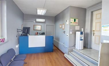 Oficina en Arriendo en Campos de Deportes / Los Pescadores