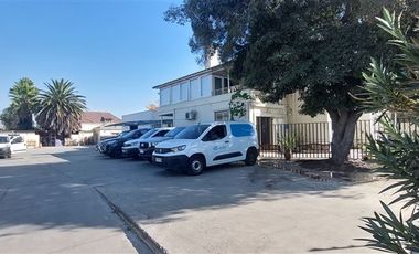 Oficina en Arriendo en Campos de Deportes / Los Pescadores
