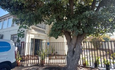 Oficina en Arriendo en Campos de Deportes / Los Pescadores