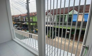 2 Bedroom Townhouse for sale in Khu Khot, Pathum Thani
