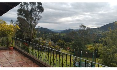 CASA CAMPESTRE VDA EL HATO EN VENTA - LA CALERA