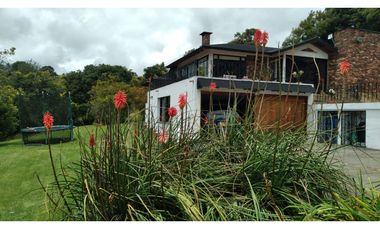 CASA CAMPESTRE VDA EL HATO EN VENTA - LA CALERA