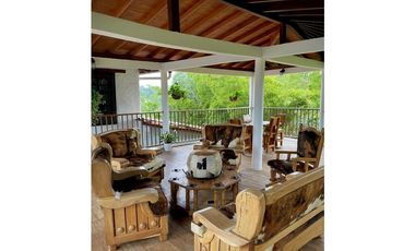 CASA FINCA EN VENTA MARINILLA