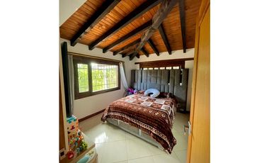 CASA FINCA EN VENTA MARINILLA