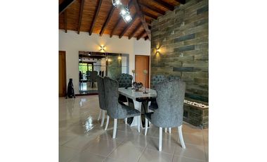 CASA FINCA EN VENTA MARINILLA