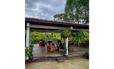 CASA FINCA EN VENTA MARINILLA