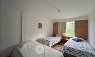 Casa en conjunto en arriendo amoblada, El Rosario, Manizales
