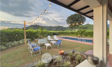 Casa en conjunto en arriendo amoblada, El Rosario, Manizales