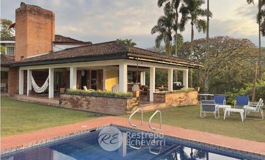 Casa en conjunto en arriendo amoblada, El Rosario, Manizales