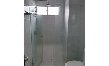 Se arrienda apartaestudio amoblado en la castellana