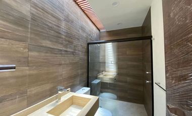 CASA NUEVA EN VENTA ALTOZANO, PRIVADO, SEGURO, VISTA PANORÁMICA, ACABADOS DE LUJ