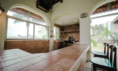 CASA CON TERRAZA EN VENTA EN ACATLÁN DE JUARÉZ, GUADALAJARA