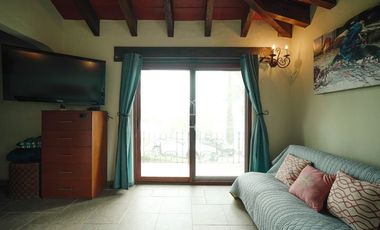CASA CON TERRAZA EN VENTA EN ACATLÁN DE JUARÉZ, GUADALAJARA