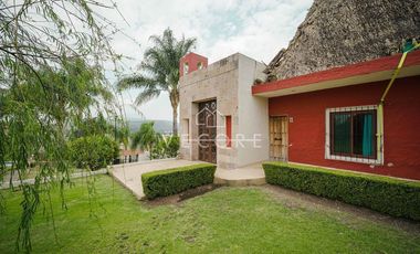 CASA CON TERRAZA EN VENTA EN ACATLÁN DE JUARÉZ, GUADALAJARA
