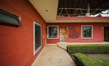 CASA CON TERRAZA EN VENTA EN ACATLÁN DE JUARÉZ, GUADALAJARA