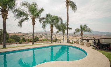 CASA CON TERRAZA EN VENTA EN ACATLÁN DE JUARÉZ, GUADALAJARA
