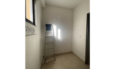 Alquiler de apartamento en Clayton, Embassy club