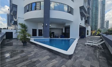 Venta de apartamento en Avenida Balboa, PH Roca Mar