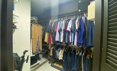 Venta de apartamento en Avenida Balboa, PH Roca Mar