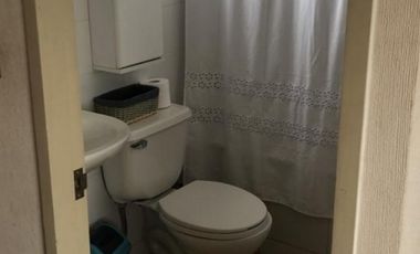 Arrienda casa dos pisos amoblada Plaza Sta  María