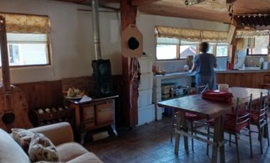 Vende Parcela 5000m2 con 2 casas