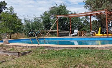 Vende Parcela 5000m2 con 2 casas