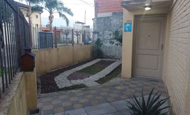 Casa en venta en Quilmes Sur
