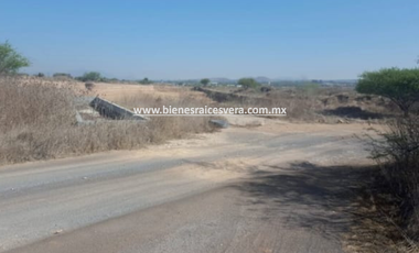 TERRENO EN VENTA EN TEQUISQUIAPAN moy