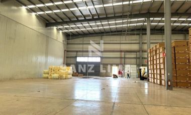 FRACC. IND. SANTA ELENA: NAVE INDUSTRIAL Y BODEGAS CON RAMPA NIVELADORA