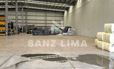 FRACC. IND. SANTA ELENA: NAVE INDUSTRIAL Y BODEGAS CON RAMPA NIVELADORA