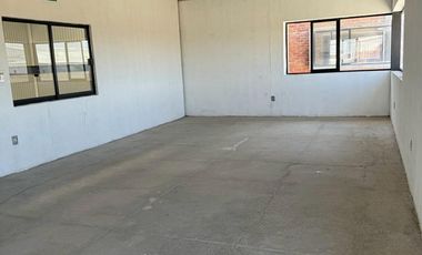 BODEGA EN CLUSTER CON  VIGILANCIA 24/7 ANDEN DE CARGA Y DESCARGA