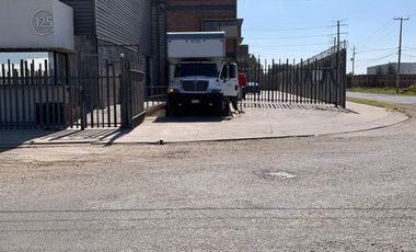 BODEGA EN CLUSTER CON  VIGILANCIA 24/7 ANDEN DE CARGA Y DESCARGA