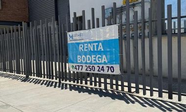 BODEGA EN CLUSTER CON  VIGILANCIA 24/7 ANDEN DE CARGA Y DESCARGA