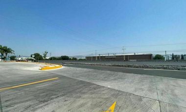 Bodega industrial en Preventa frente al Parque Industrial