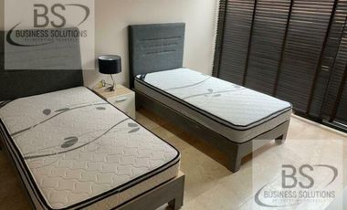 Departamento (Penthouse) amueblado en renta Punta Juriquilla