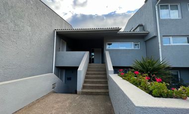 Departamento  duplex primera línea con  vista al mar.