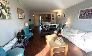 Departamento  duplex primera línea con  vista al mar.