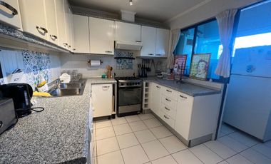 Departamento  duplex primera línea con  vista al mar.