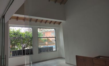 LOCAL EN ARRIENDO UBICADO EN MEDELLIN SECTOR BUENOS AIRES