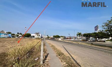 Terreno Comercial en Renta