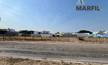 Terreno Comercial en Renta