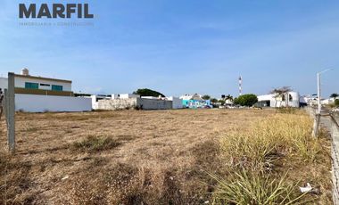 Terreno Comercial en Renta