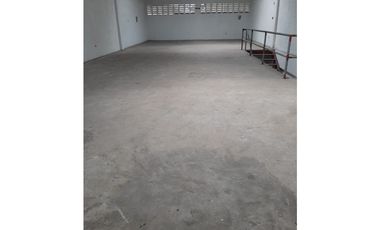 ALQUILER DE DEPOSITO, RIO ABAJO SUPER PRECIO
