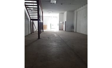ALQUILER DE DEPOSITO, RIO ABAJO SUPER PRECIO