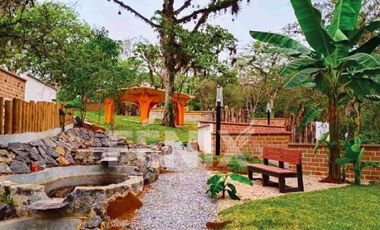 Venta de terrenos en Fraccionamiento Residencial en Coatepec