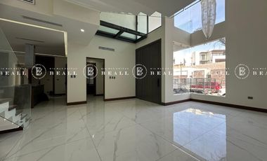 RESIDENCIA  EN VENTA EN LOMAS DE SAN CHARBEL