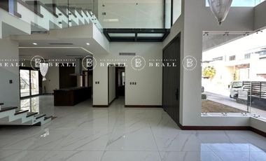 RESIDENCIA  EN VENTA EN LOMAS DE SAN CHARBEL