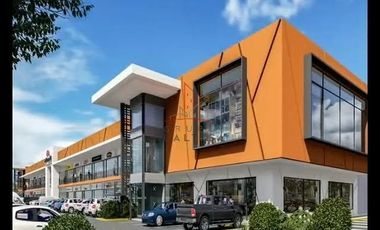 Bodega Comercial Venta Blvd. Bernardo Quintana 6,690,000 MirLom R140