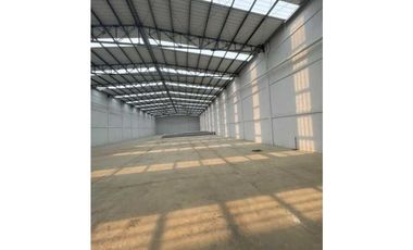 ARRIENDO BODEGA